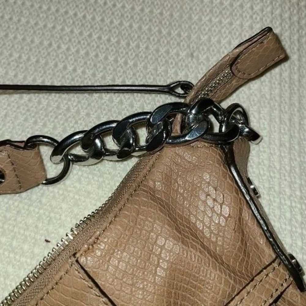 Pre-loved Michael Kors all leather shoulder Bag - image 7