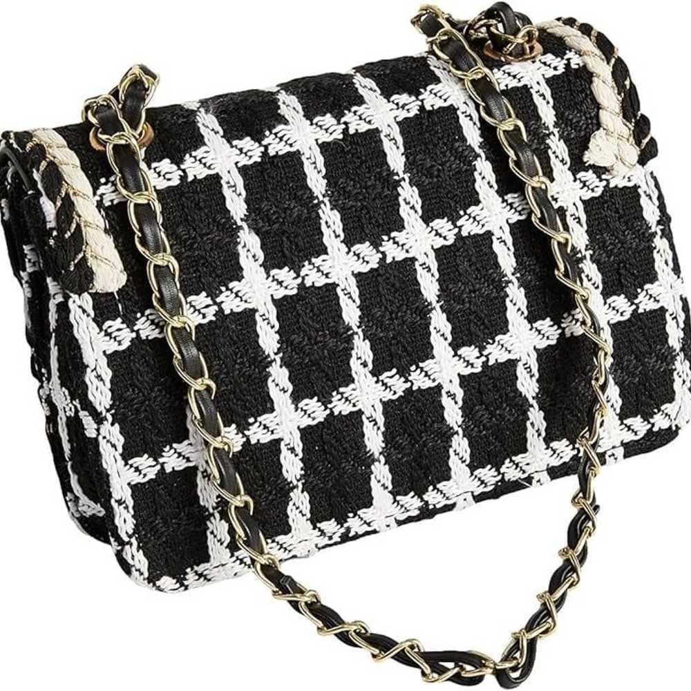 Stylish woman's square bag - image 6