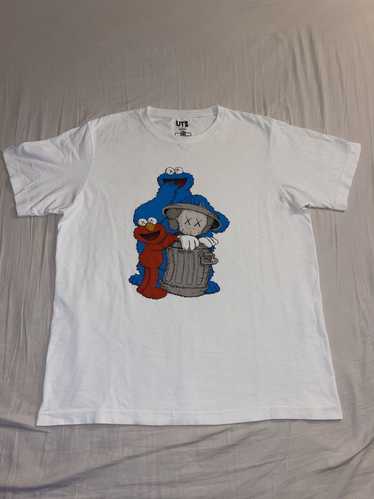 Kaws × Uniqlo KAWS X SESAME STREET