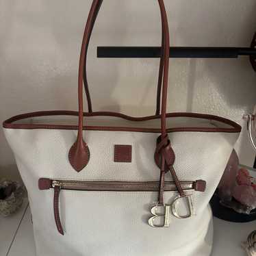 Large Dooney and Bourke Bag