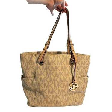 Michael Kors Jet Set White Tote Bag - image 1