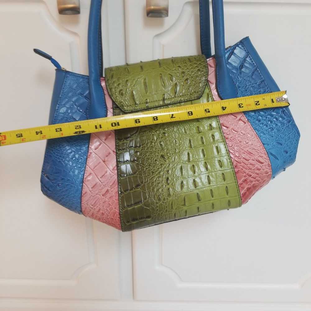 Croc pattern shoulderbag - image 3