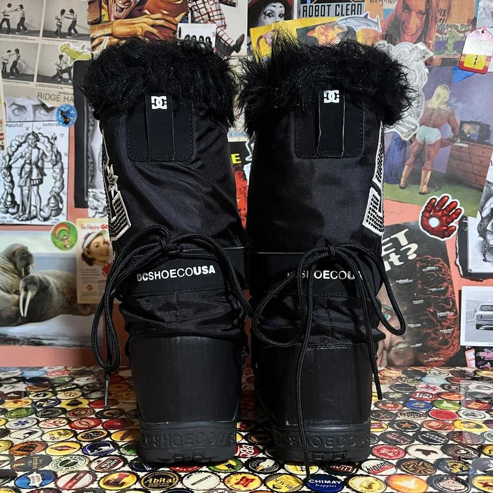 Y2K DC Chalet Snow Moon Boots Black Faux Fur Trim… - image 4