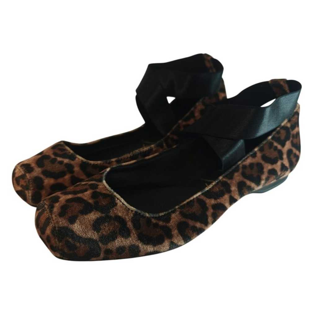 Leopard Jessica Simpson flats - image 3