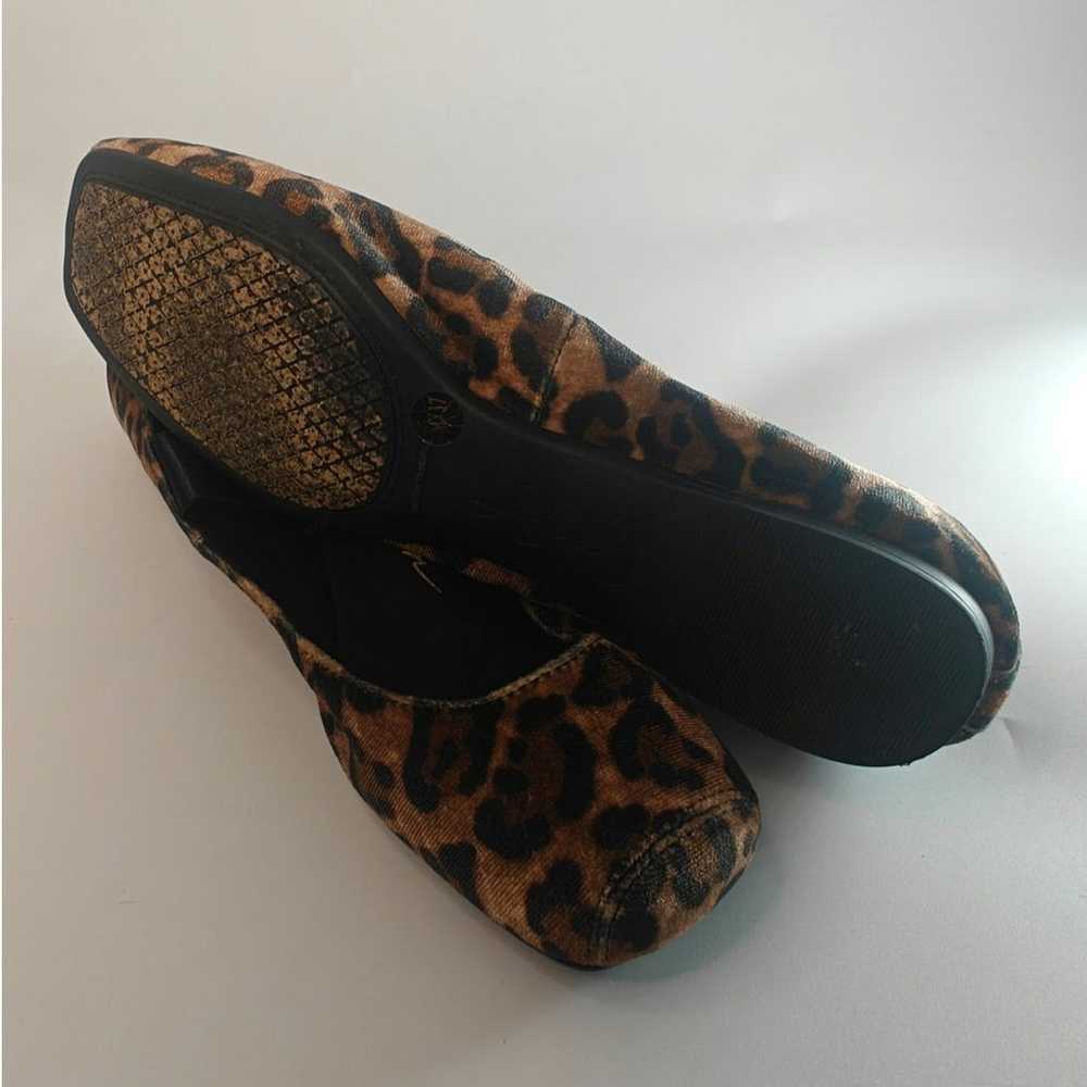 Leopard Jessica Simpson flats - image 6