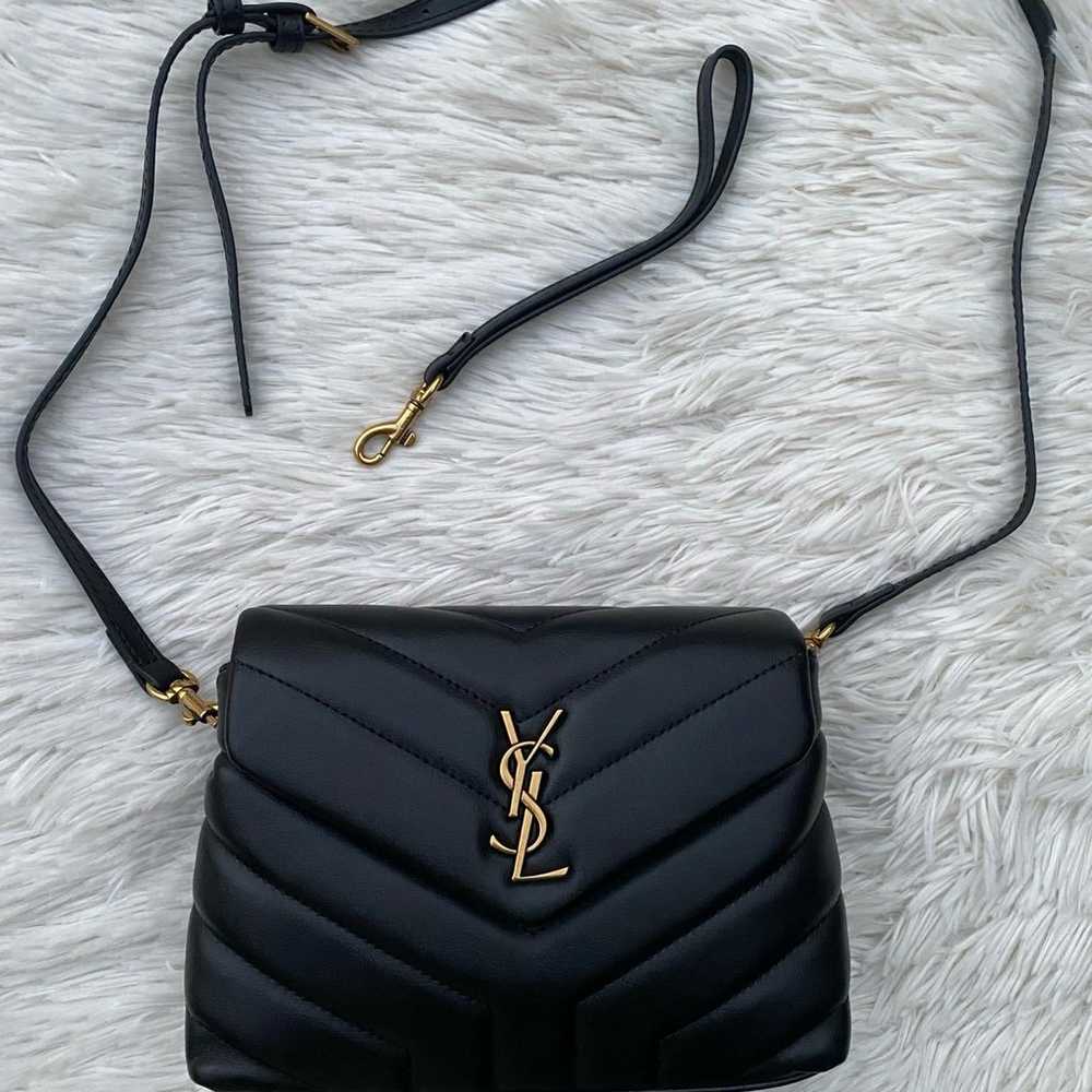 Classic Black Shoulder Bag - image 3