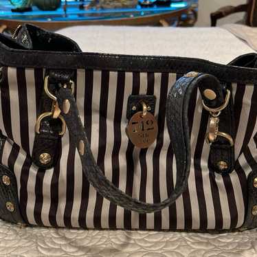 Henri Bendel bag