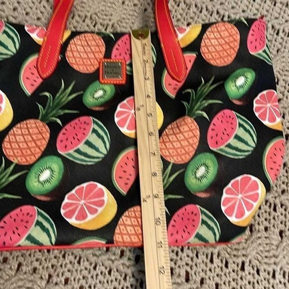 DOONEY & BOURKE LARGE ZIPPERED TOTE TROPICAL FRUI… - image 12