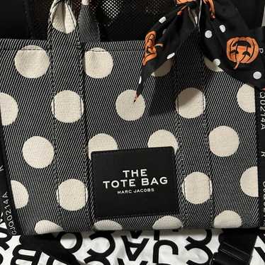 MARC JACOBS the tote bag