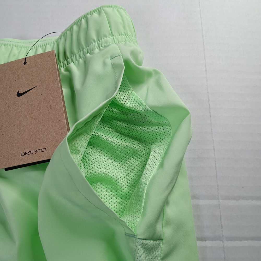 Nike Nike Challenger Running Shorts DRI-FIT 5” Me… - image 2