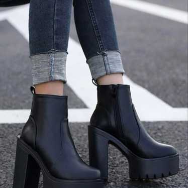 ☆ SHEIN Zip Side Boots ☆