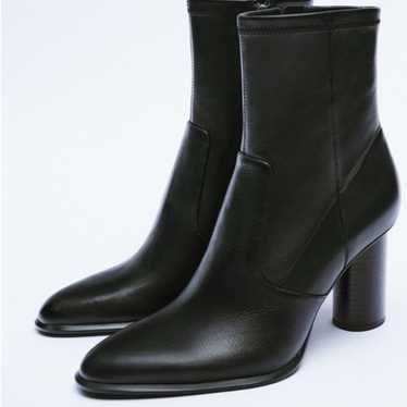 Zara black heeled ankle booties