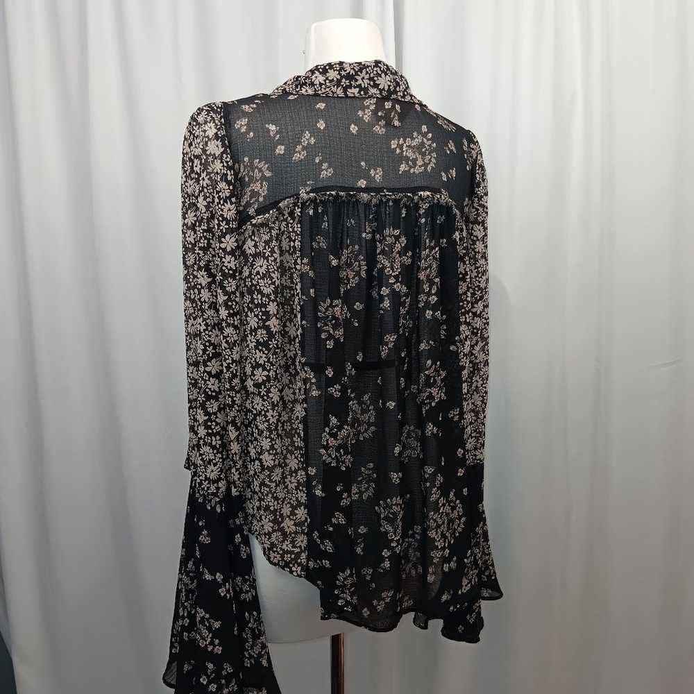 Free people printed button up blouse - image 3