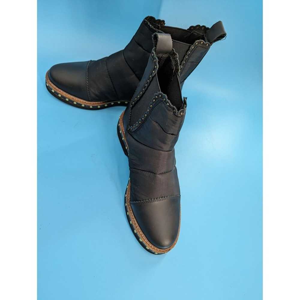 FREE PEOPLE Puffer Chelsea boot brand new size 37… - image 6