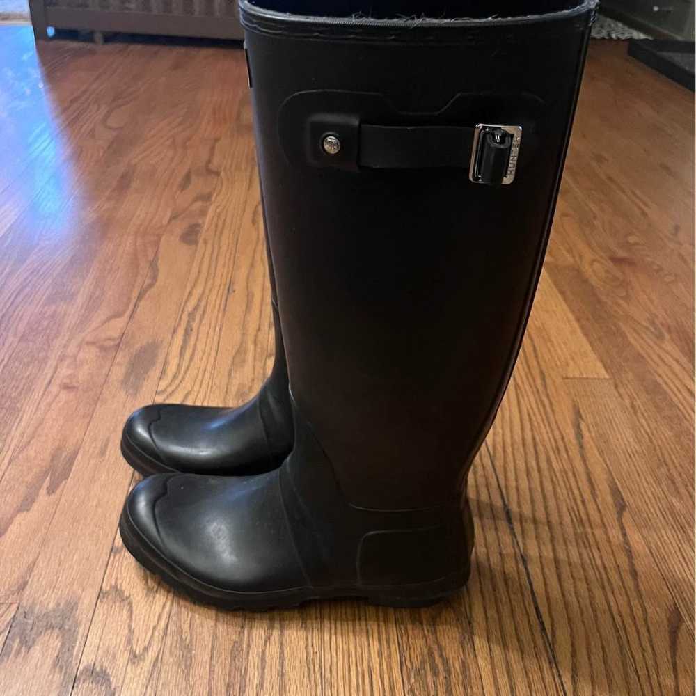 Hunter boots black size 10 - image 2