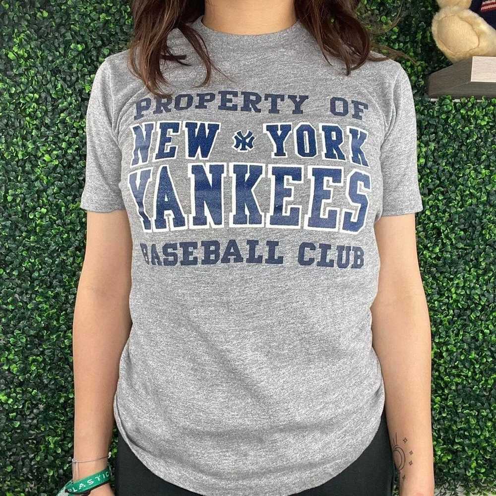 Vintage 80s New York Yankees Baseball Club T-shirt - image 1