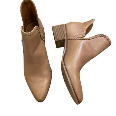 Lucky Brand tan ankle Boots