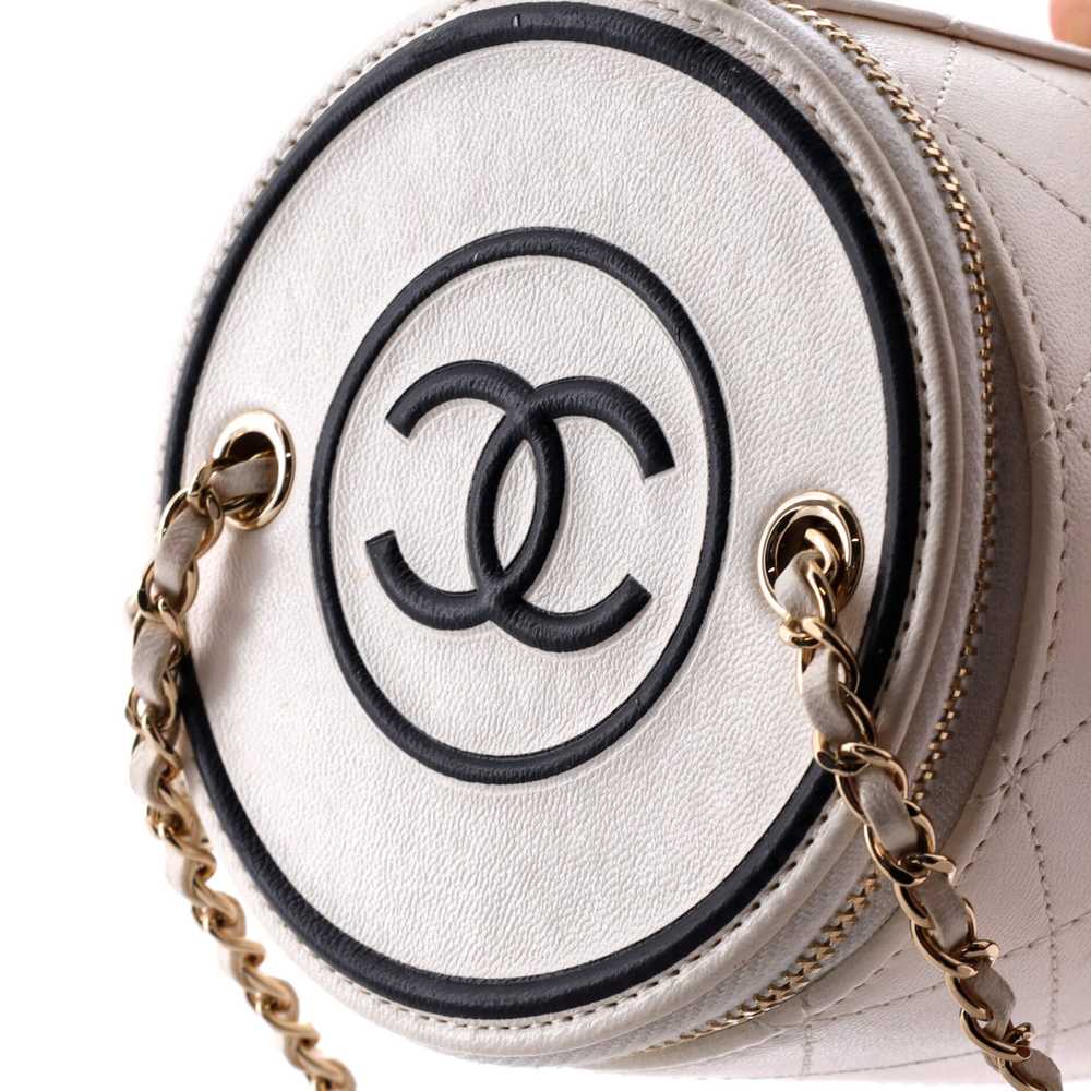 CHANEL CC Round Vanity Case with Chain Quilted La… - image 6