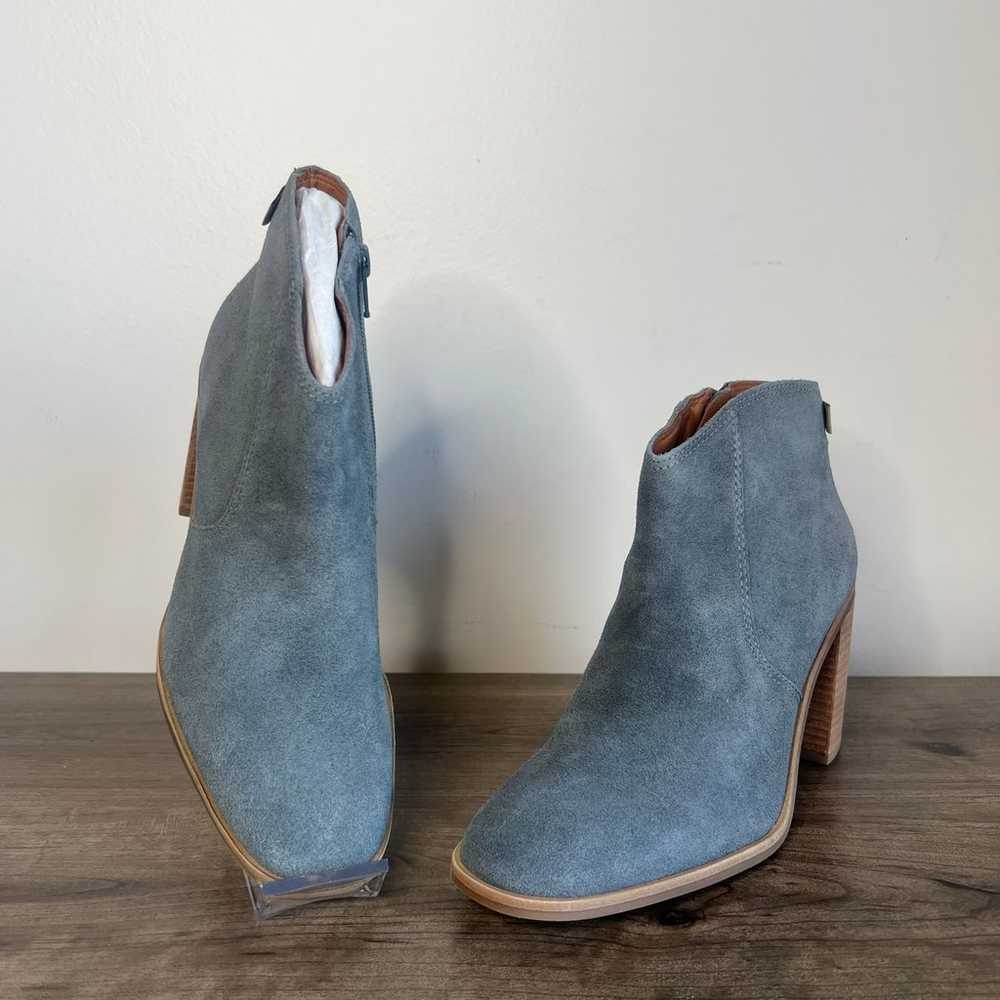 Lucky Brand Pellyon Suede Grey Stacked Heel Women… - image 1