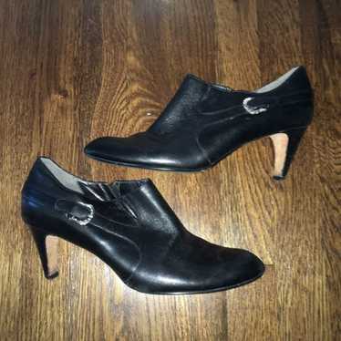 Cole Haan NikeAir black heel booties w/buckle