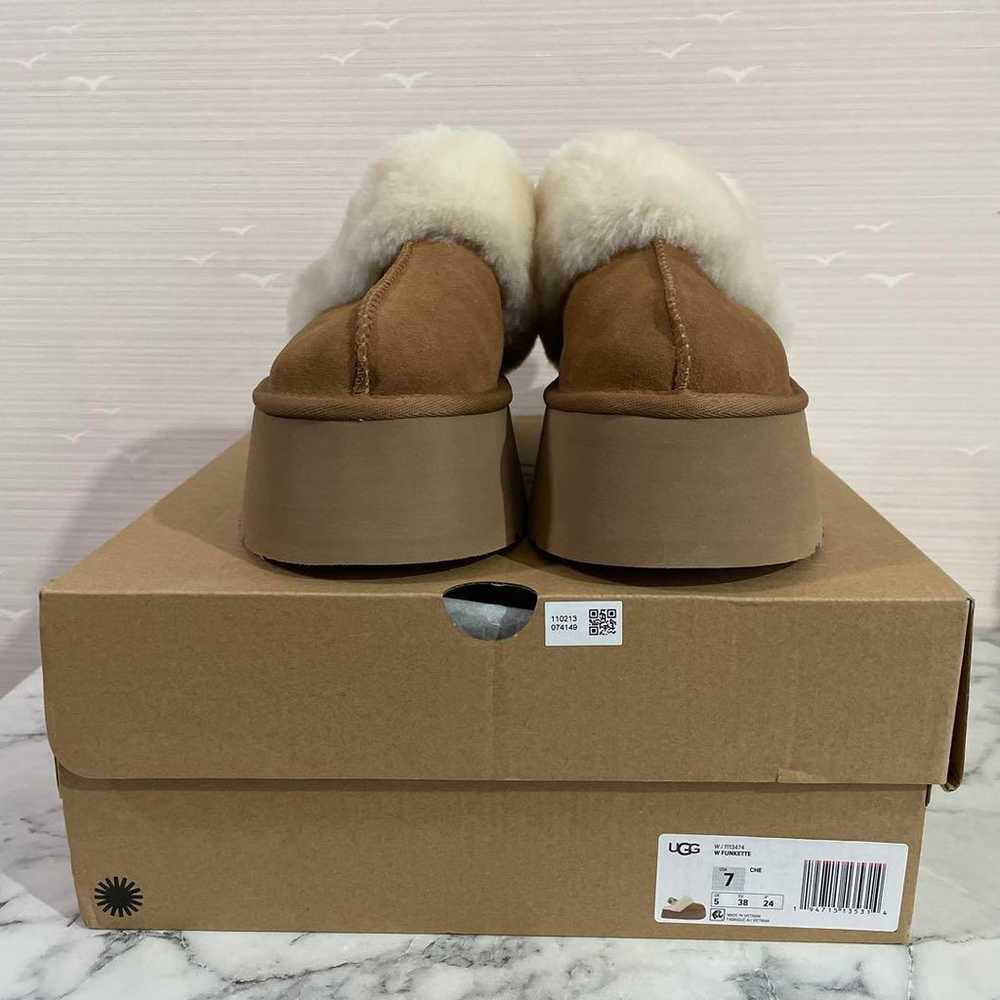 UGG Mouton Boots FUNKETTE - image 3