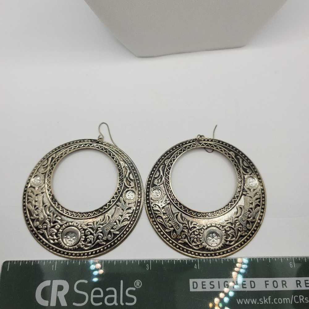 Boho Vintage Decorative Drop Earrings - image 4