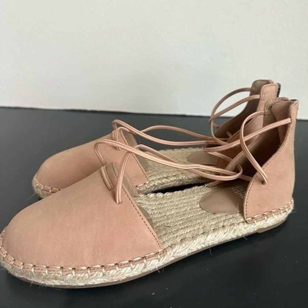 NEW Eileen Fisher Nude Pink Strappy Closed Toe Zi… - image 3