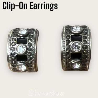 Vintage Clip On Earrings - image 1