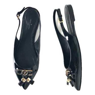 Louis Vuitton Patent leather flats