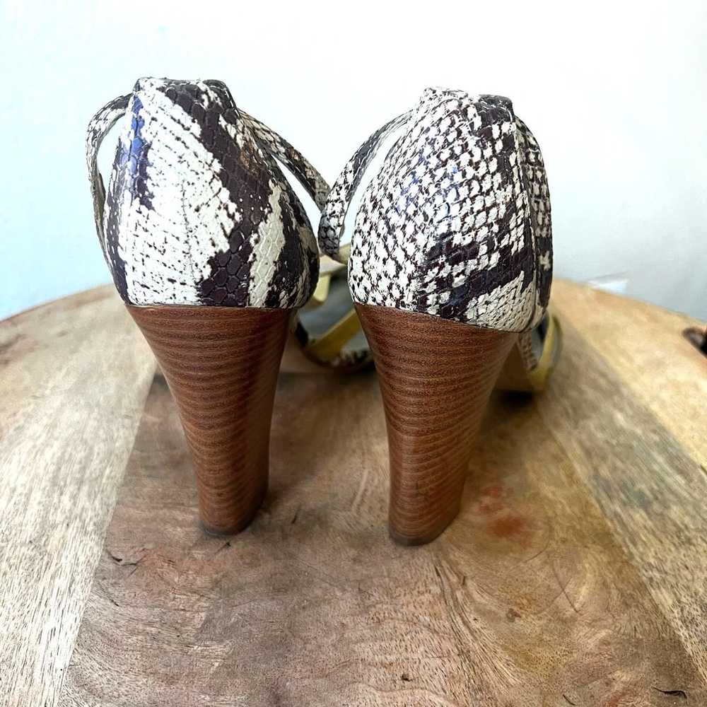 Franco Sarto snakeskin heels - image 5