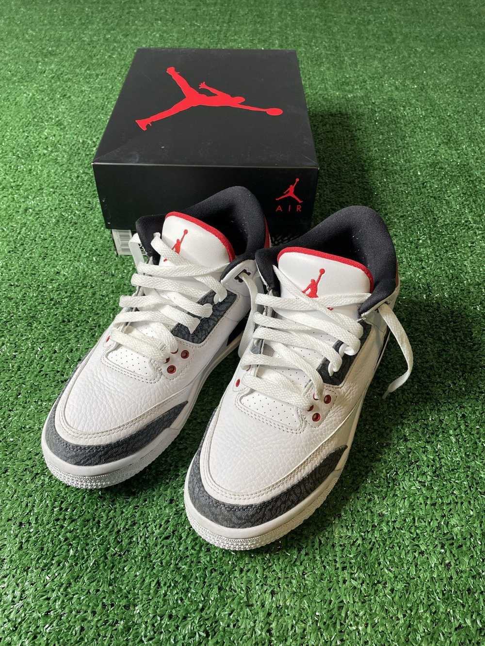 Jordan Brand Air Jordan 3 "Fire Red Denim" SE - image 2