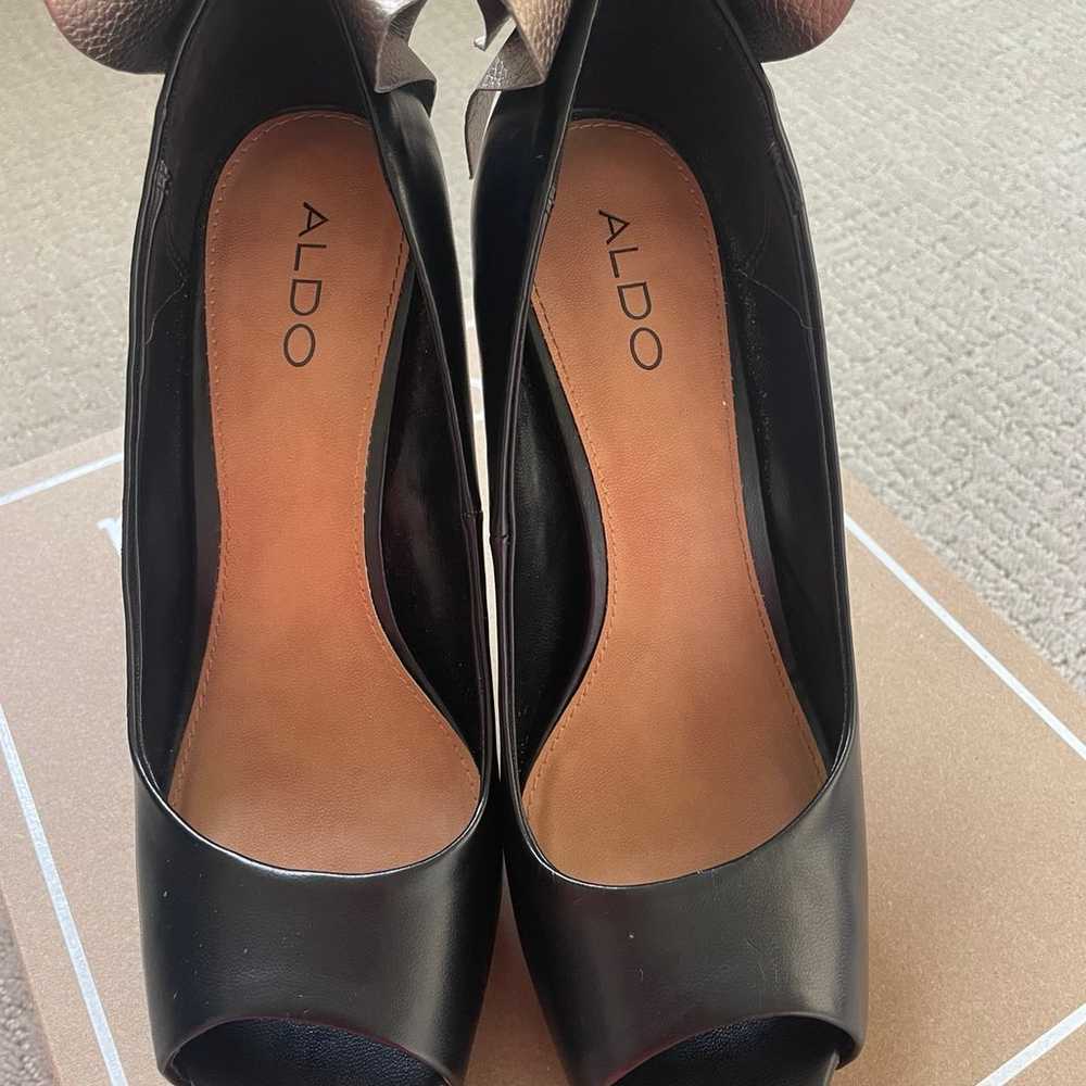 Bow Peep Toe Heels - image 3