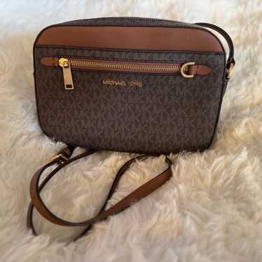 Michael Kors Jet set purse