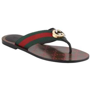 Gucci Leather flip flops