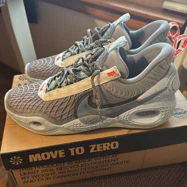 Nike Cosmic Unity Particle Grey Size 10.5 Used - image 1