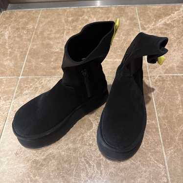 UGG Classic Dipper Black