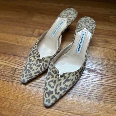 Vintage Manolo Blahnik Cheetah Kitten Heels