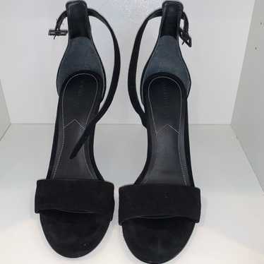 Kendall and Kylie Heels