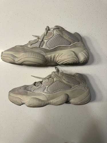 Adidas Adidas Yeezy 500 “Blush”.