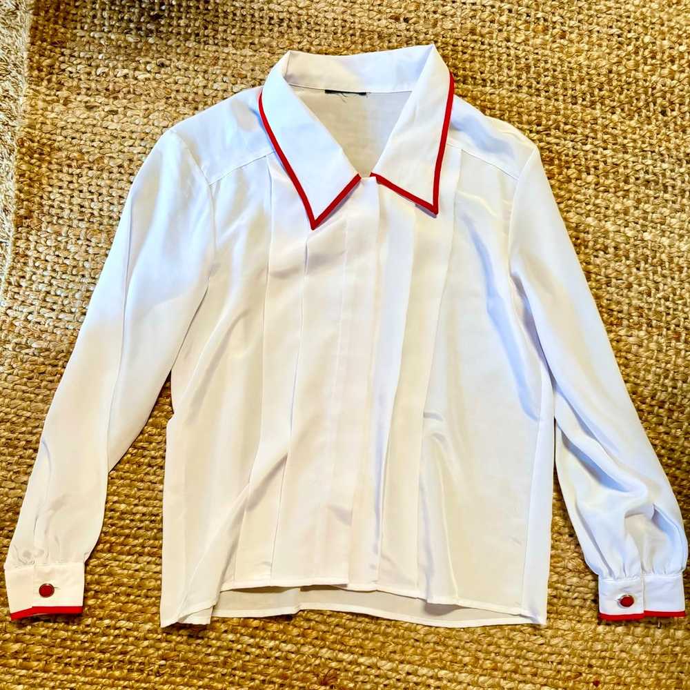 Vintage white blouse red piping M/L 50s 60s 70s 80s retro modcloth