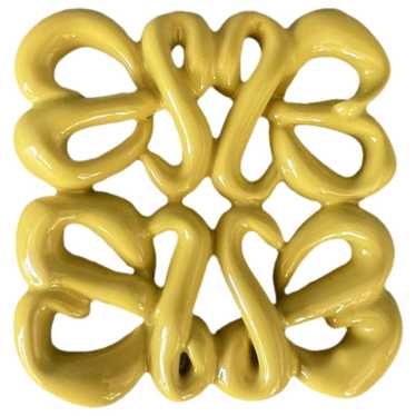 三越伊勢丹 | LOEWE/ロエベ通販 | METALLIC ANAGRAM CHARM【送料