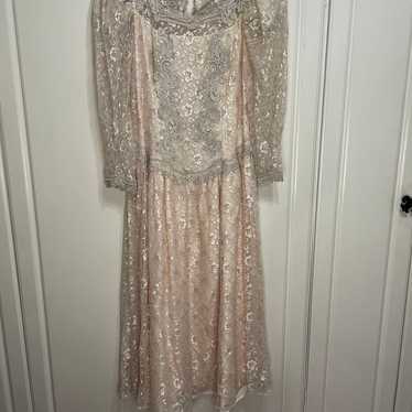 Vintage 1980s romantic lace midi dress is Cachet b