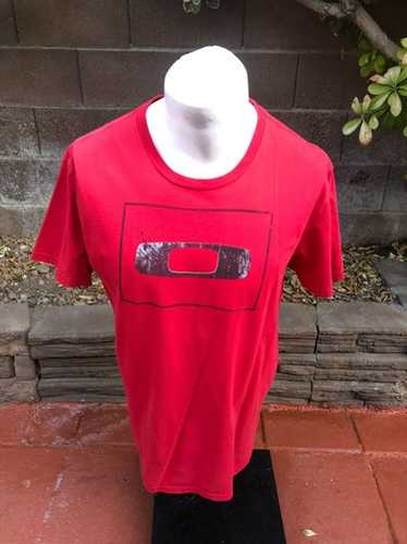 トップス OAKLEY LOGO red design tee size XL Oakley T-shirt Size XL Red Circle Logo Xlarge | eBay