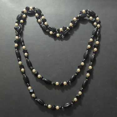 Vintage Black and White Plastic Beaded Lightweight