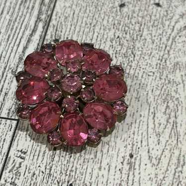 Vintage pink rhinestone sparkling brooch