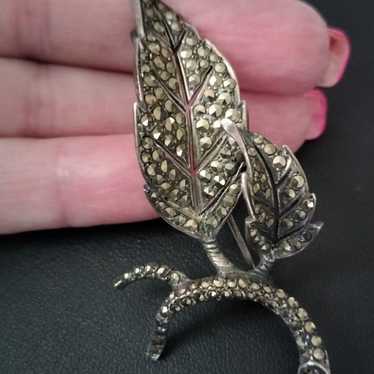 Vintage Art Deco Marcasite Platinum Leaf Brooch