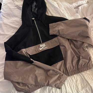 Nike cropped windbreaker