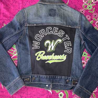 Women’s M Old Navy Denim Jacket with Worcester Bra