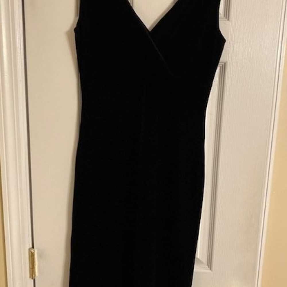 DJ Int'l Vtg Women's Black Velvet Low Cut Formal … - image 1