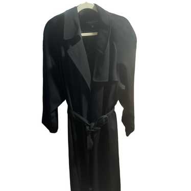 Vintage Gallery Woman Fully Lined Black Belted Tre